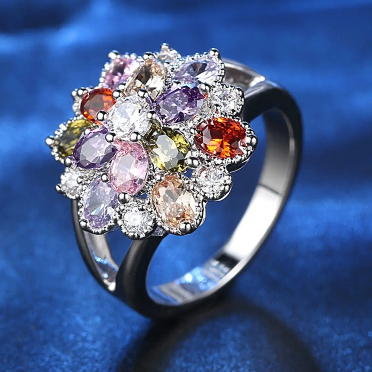 Women's Cluster Engagement Ring - Fashionable Luxurious Charming Artificial Zircon Rose Flower Commitment Ring, Wedding-Banquet Gift Jewelry for Loved Ones, Artificial Zircon Rings
