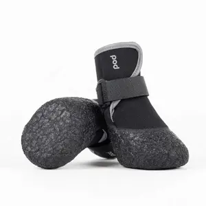 Pet dog shoes（boot） for all seasons, with fleece lining, Corgis, suitable for Dachshunds, Golden Retrievers, and other breeds. Waterproof, soft-soled, and non-slip for outdoor activities and winter snow. Easy to wear.