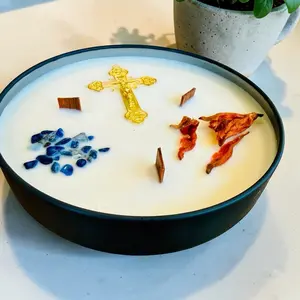 MOON+HEART He is Risen Easter Candle with Jesus Pendant - Crystal and Soy wax Candle