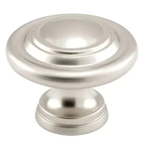 Prime-Line 163320 1.75 in. D Bi-Fold Door Knob In Satin nickel plated
