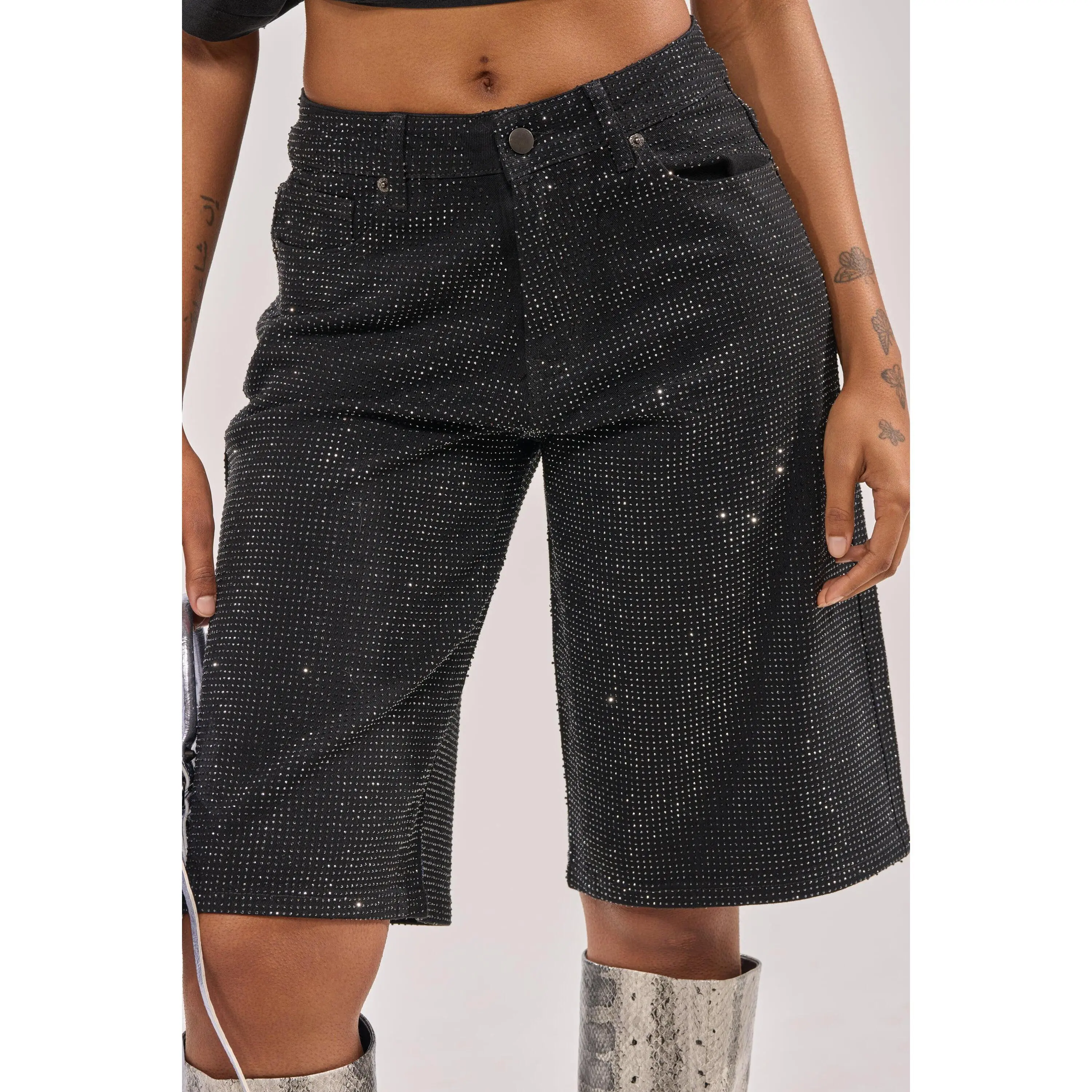 BLING BLING RHINESTONE BERMUDA DENIM SHORT IN BLACK