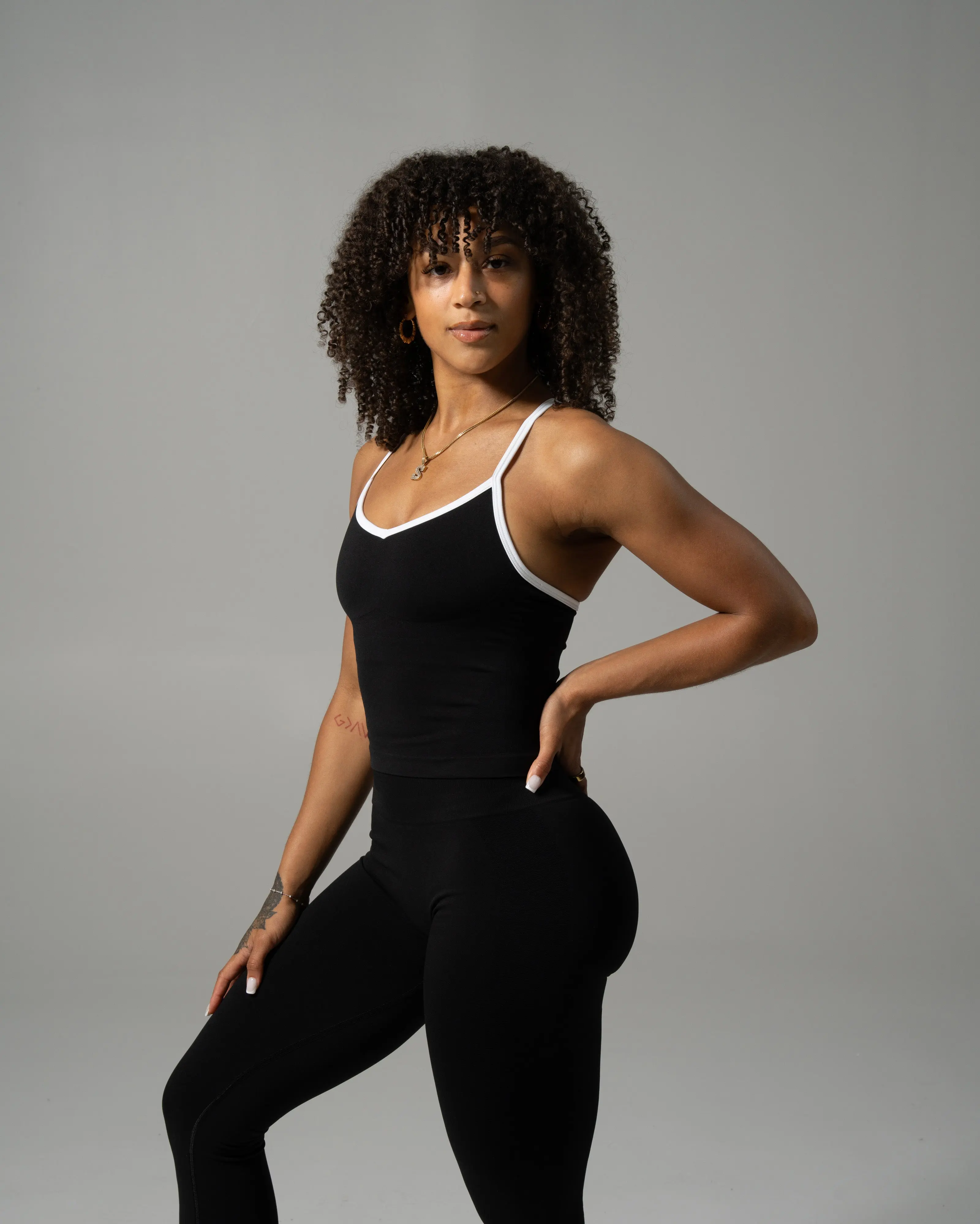 Crossed Push Tank - Black Contrast Summer Fit