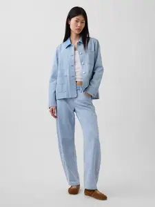 Gap Women's Low Rise UltraSoft Barrel Jeans