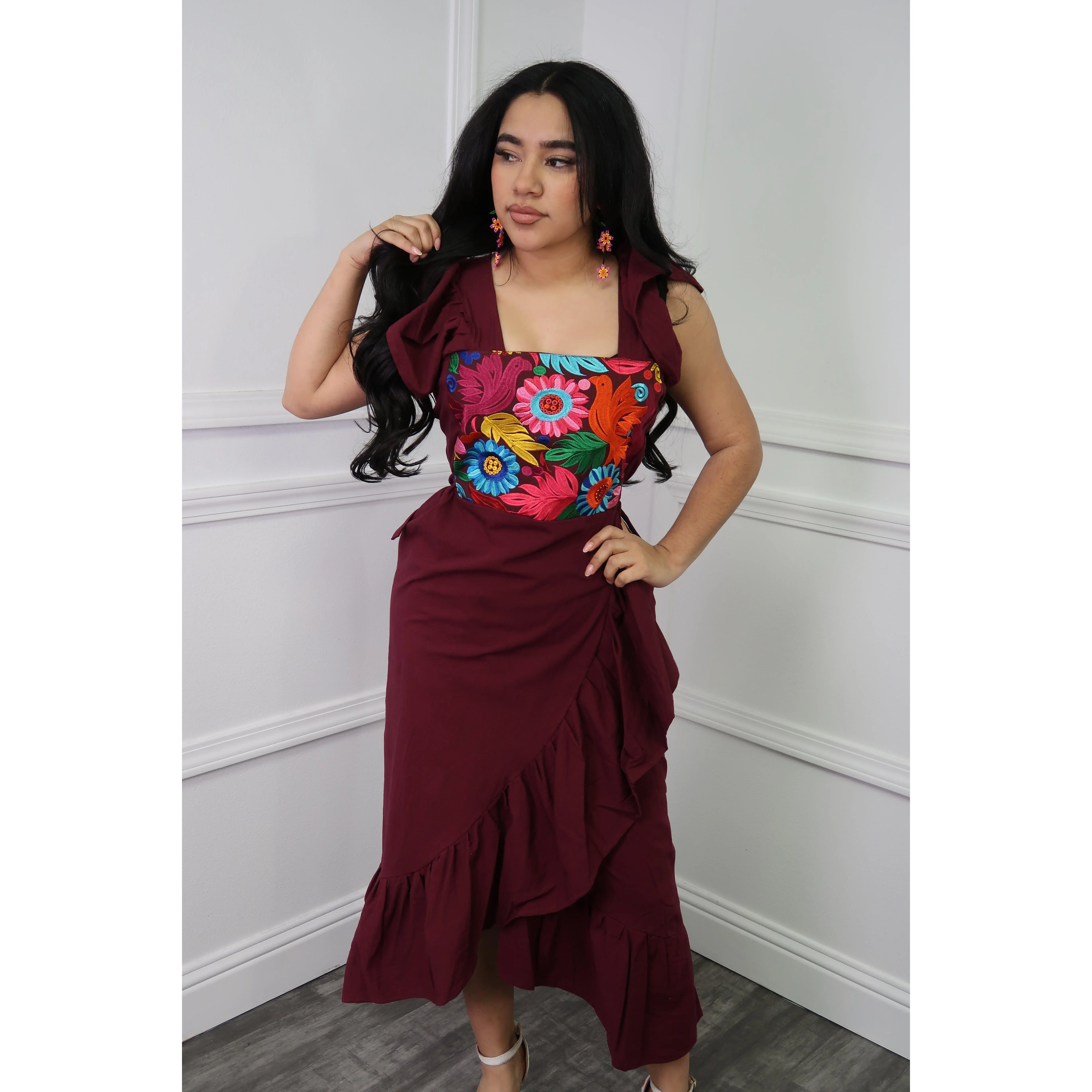 Ariana Dress - Stylish Dress with V-Neckline, Elegant Design, Comfortable Fit, Perfect for Any Occasion