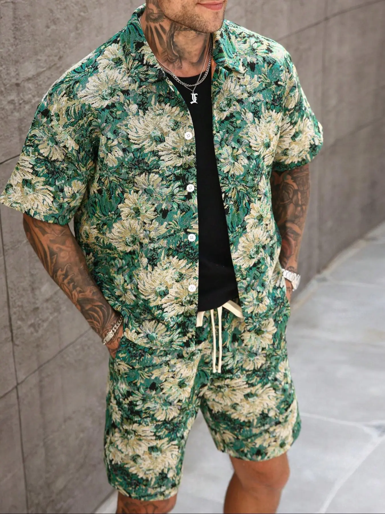 Men's Summer Tropical Floral Short-Sleeve Shirt and Shorts Two Piece Set, Woven Jacquard Fabric Casual Outfit for Warm Weather