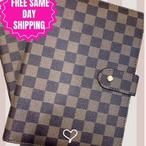 A5 Designer Checkered Budget Binder – Luxury Pink Vegan Leather 6-Ring Planner with 80 pages
