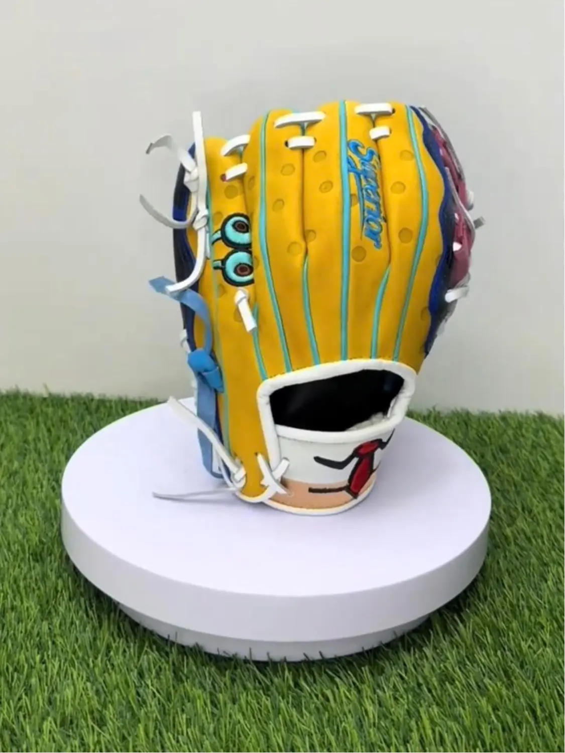 Slowpitch Sofball Gloves