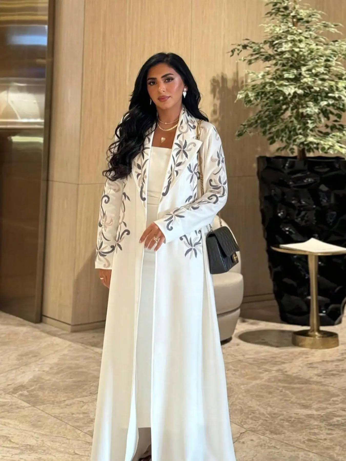 Women's Loose-Fit Floral Embroidered Long Abaya, Elegant Islamic Clothing Muslim Fashion Outerwear for All Seasons, Embroidery Abaya, Comfortable c