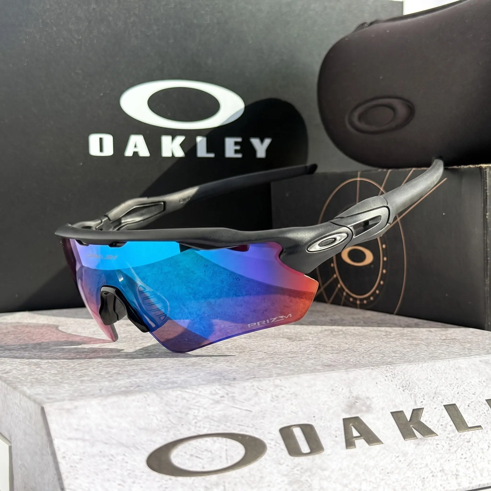 Oakley Polarized Shield Sunglasses for Men & Women UV400 Lightweight Outdoor Cycling Eyewear