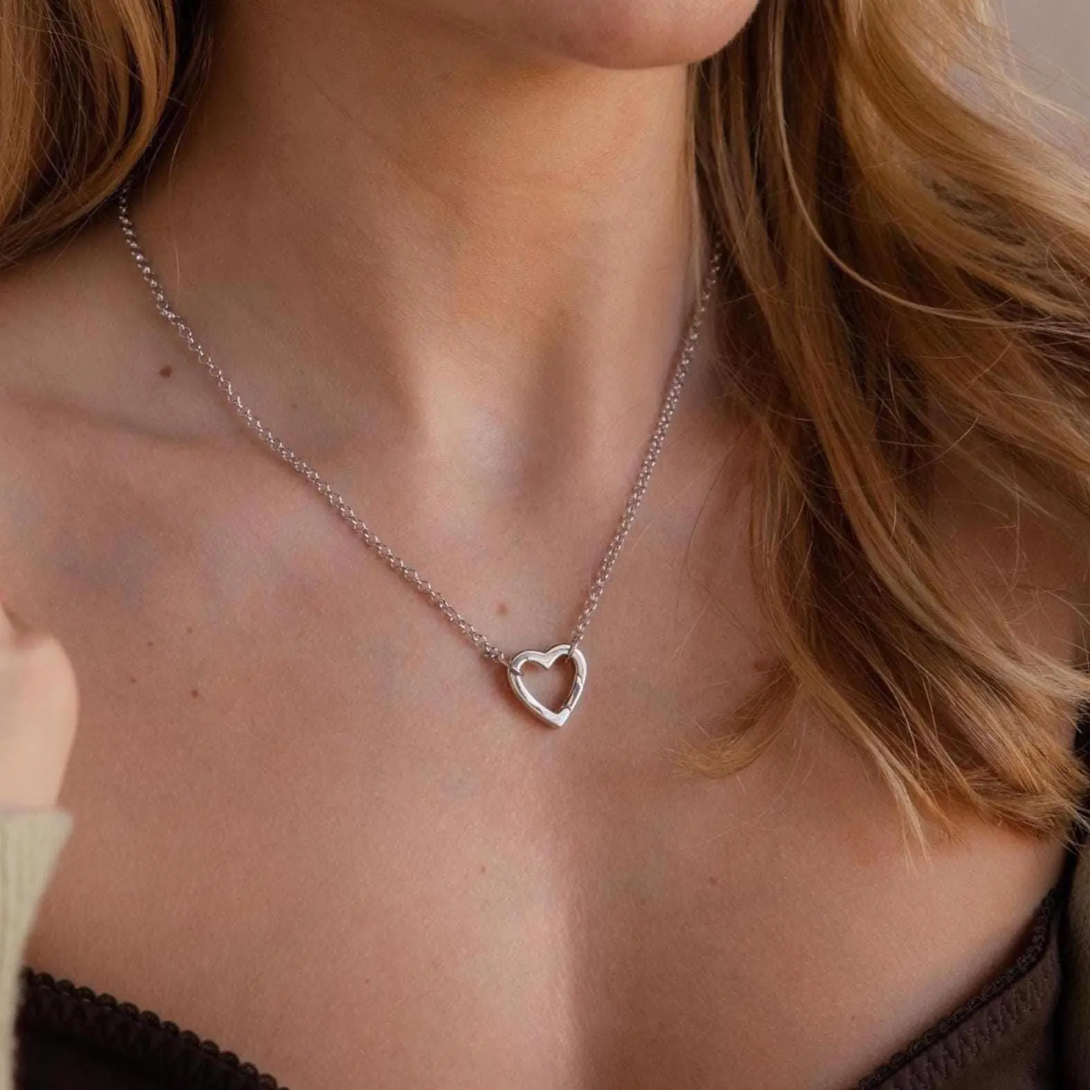 Rolo Heart Clasp Necklace in Silver by Caitlyn Minimalist - Hinged Heart Carabiner Necklace - Silver Charm Necklace - Birthday Gift for Her