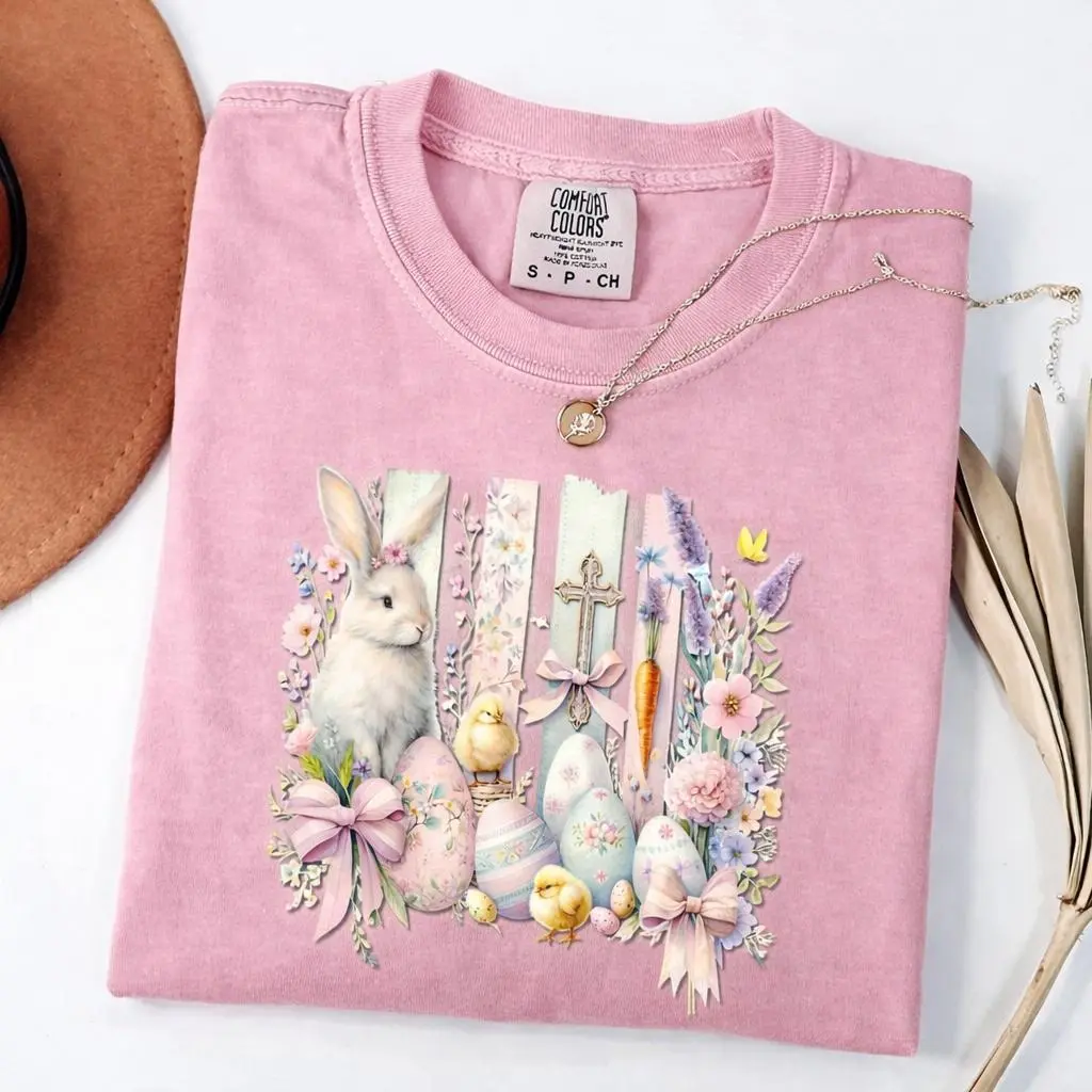 Comfort Colors Cute Floral Easter Bunny Shirt – Christian Easter Graphic Tee for Women, Retro Spring Outfit, Easter Day Gift Idea