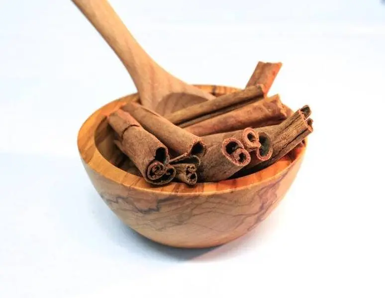 CINNAMON STICKS CINNAMON STICKS