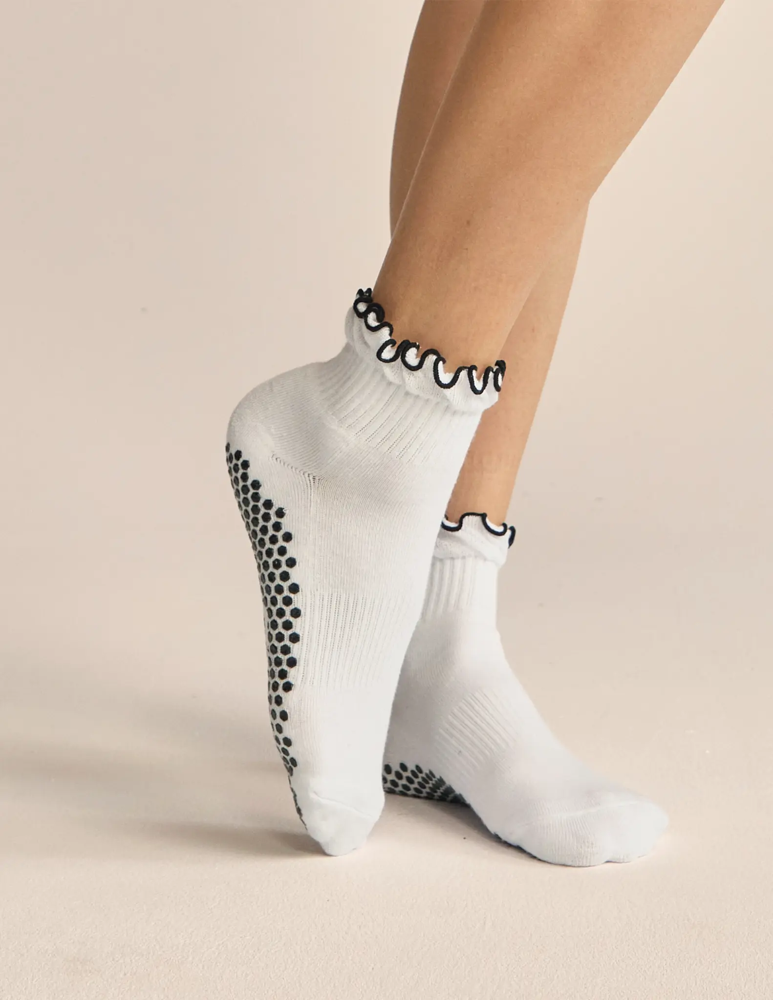 The Tipped Ruffle Grip Sock