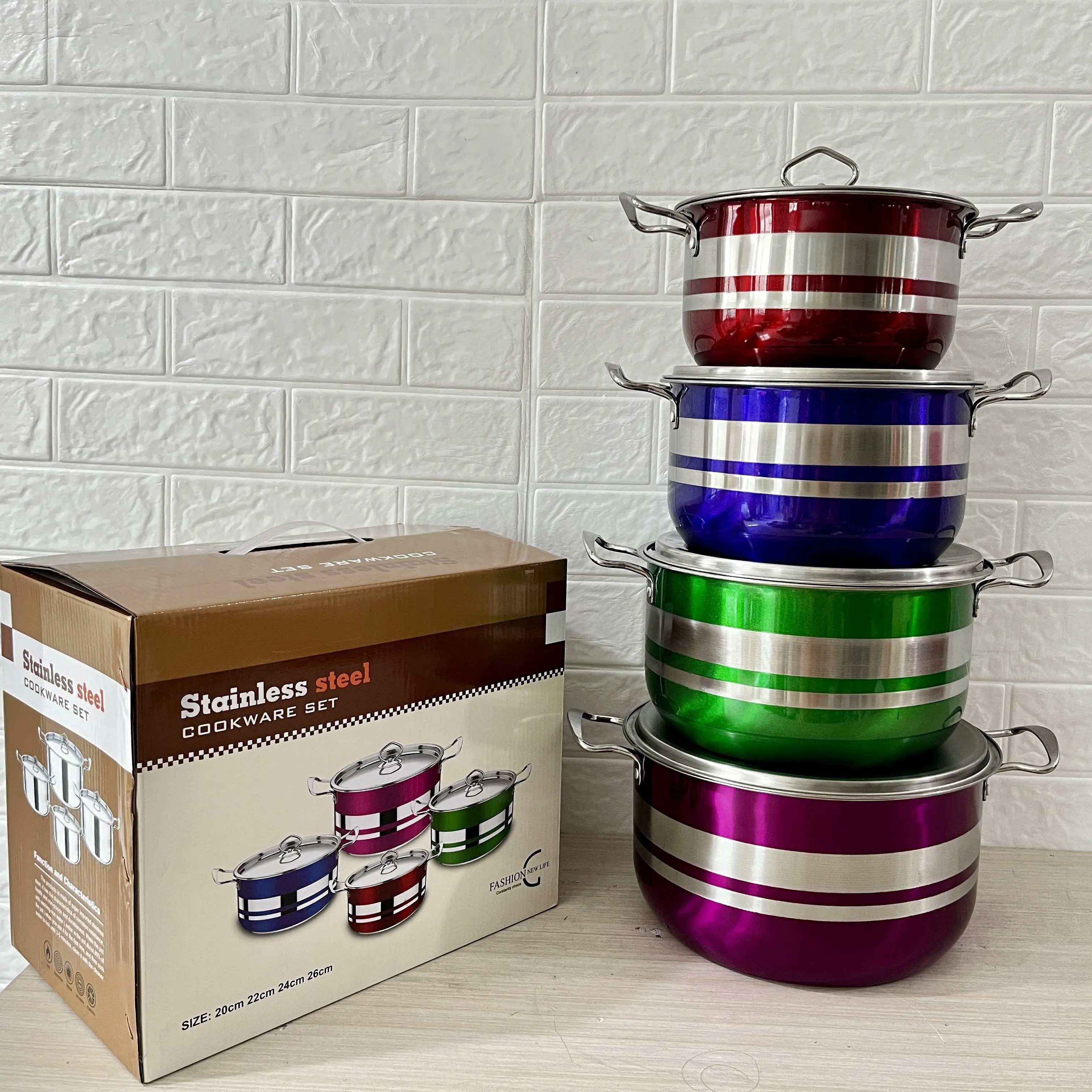 Stainless Steel Pots and Pans - 4 Stylish Colored 20-26 cm Soup Pot Set with Thick Handles, Thermal Lids, Even Heat Cook - Home Cooking Kitchen Cookware Set