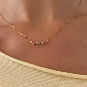 EVRY JEWELS Gold or Silver Plated Women's Hypoallergenic Sweet & Simple Necklace