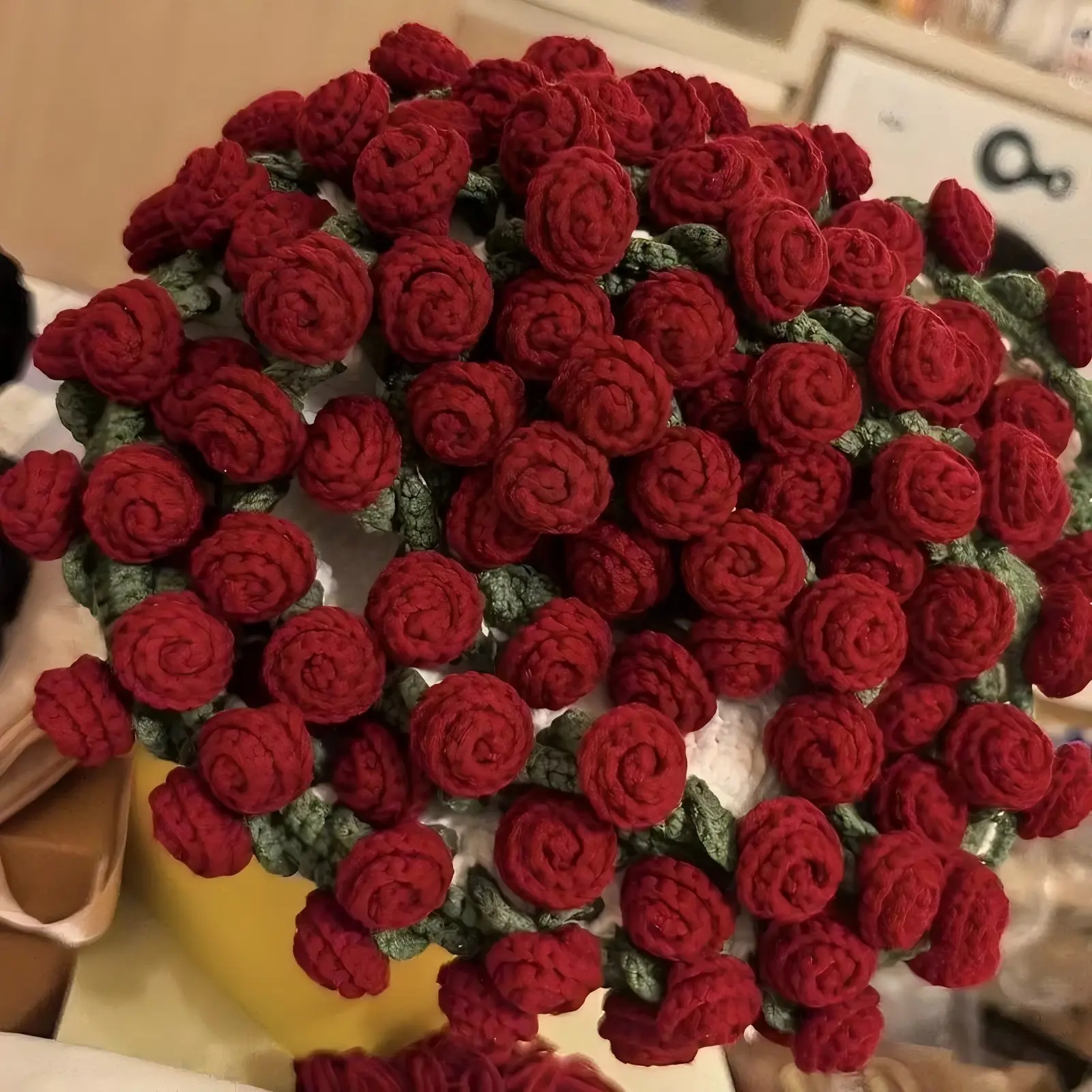 Rose Bouquet Throw Blanket – Soft Plush Cozy Blanket Gift for Mom, Wife, Girlfriend, Valentine's Day, Mother's Day & Birthday