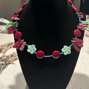 Ruby Jade Burgundy Natural freshwater pearl spiked Gemstone Choker Necklace Handmade One of a Kind with Unique Beads and Centerpiece heart shell accents