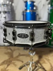 Walker Custom Drum Silver Sparkle 14x5.5" - Black Hardware Snare Drum