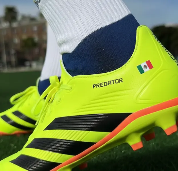 2-Pack UV Transfer Decal Stickers - Mexico Flag, Customizable Designs for Football Boots, Sports Identity Cleat Stickers, Decal Sticker, Customizable Stickers