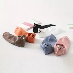 Smiling Face Pattern, Assorted 1pcs Cute Face Ankle Socks Women - random color, Cute Socks Womenswear