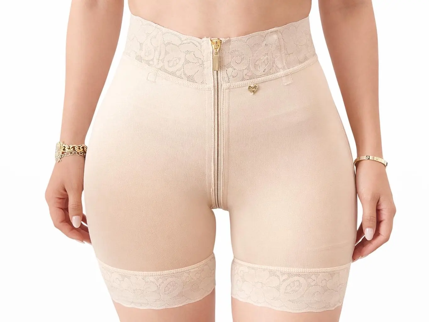 Noely Mega Booty Luxury