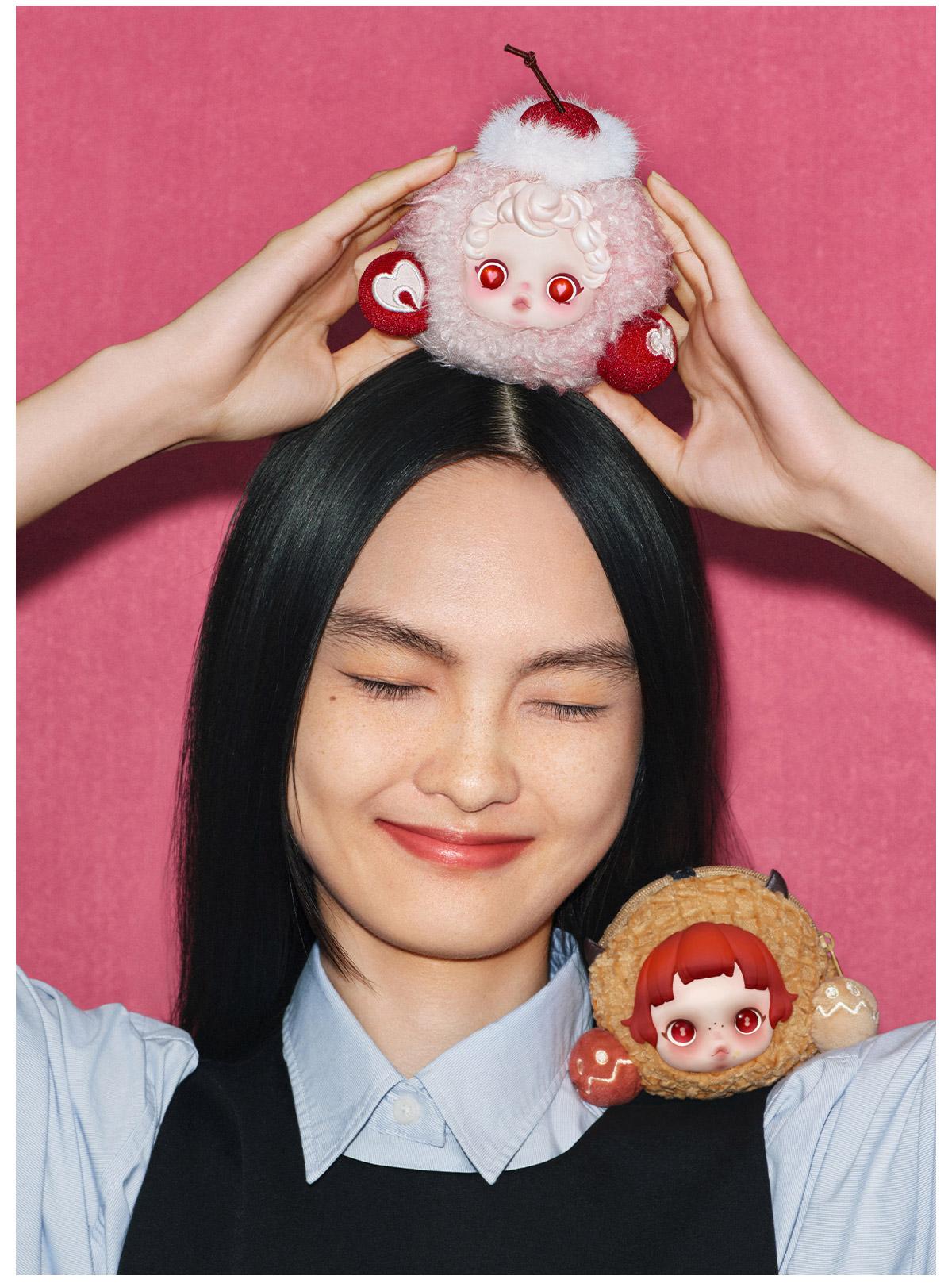 POP MART SKULLPANDA You Found Me！Series Earphone Bag