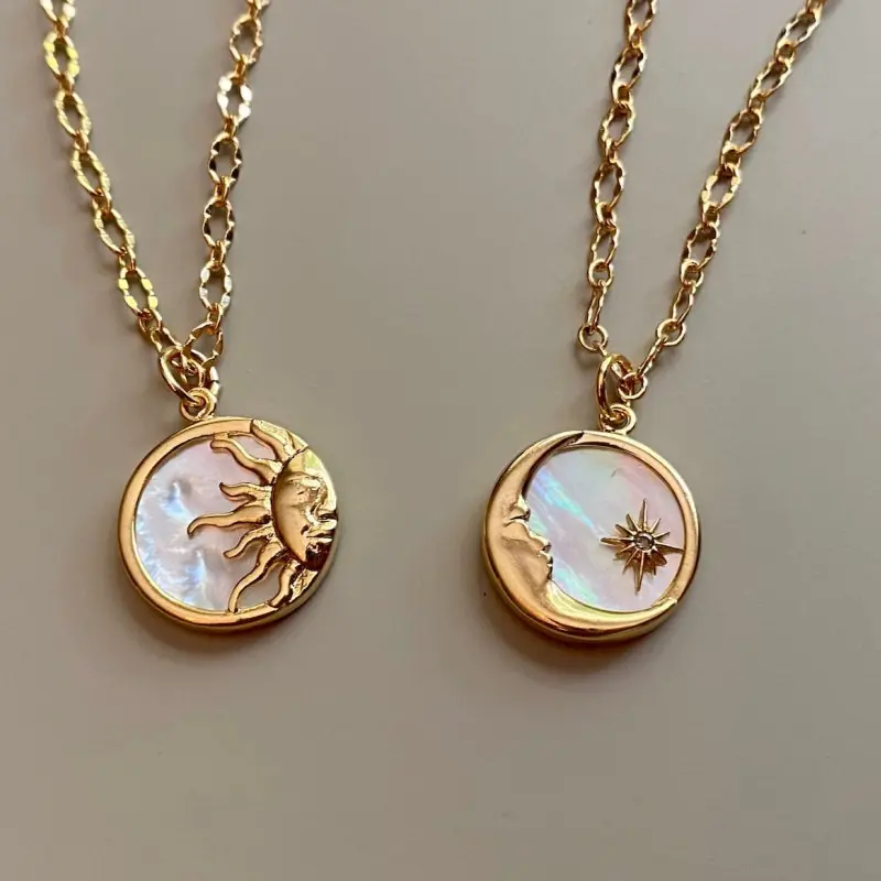 Mother-of-pearl sun necklace with moon round coin pendant, minimalist high-end collarbone chain; gift necklace—graduation gift, birthday gifts for girlfriend, girly accessories