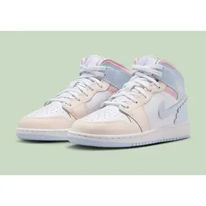 GS/Women's Air Jordan 1 Mid SE "Valentine's Day" IB7057-403 Fashion Athletic Sneaker