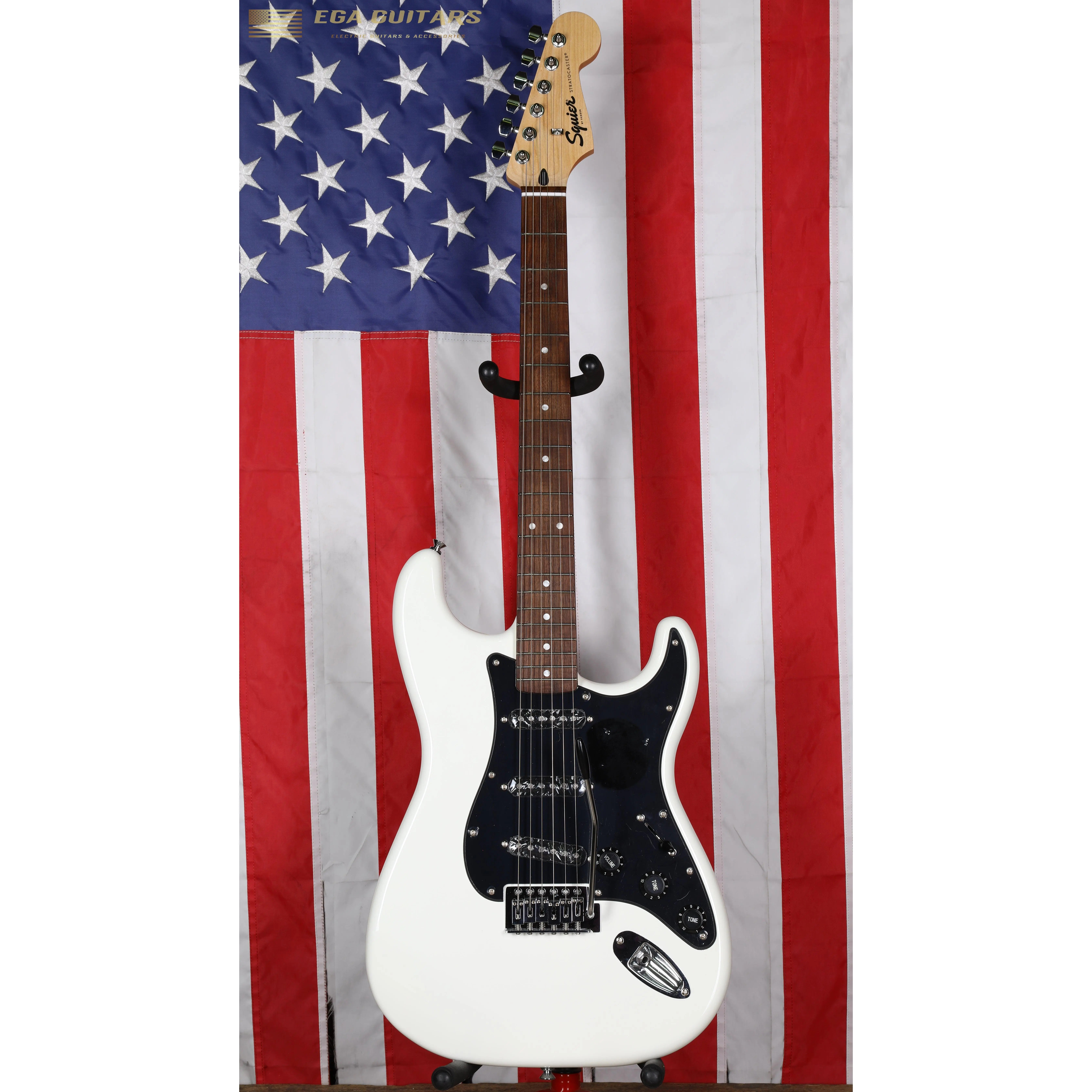 Squier FSR Sonic Stratocaster - Arctic White