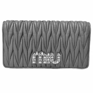 Pre-owned miumiu . Shoulder Bags Miu Miu Grey Matelasse Pearl & Crystal Crossbody Wristlet