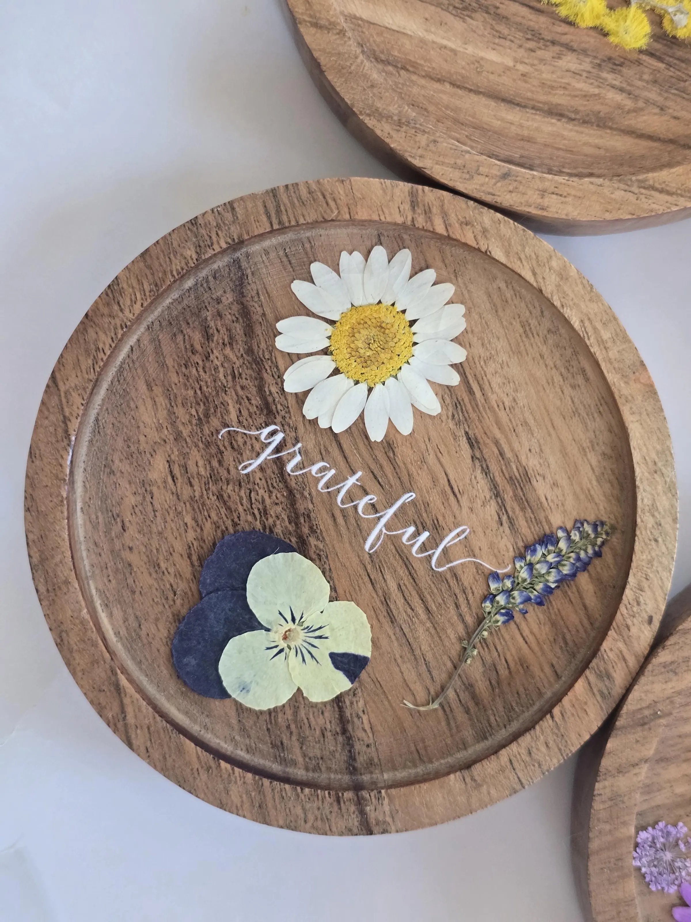 Set of 4 - Grateful letter engraved for Gift Wooden Farmhouse Cottage Coasters