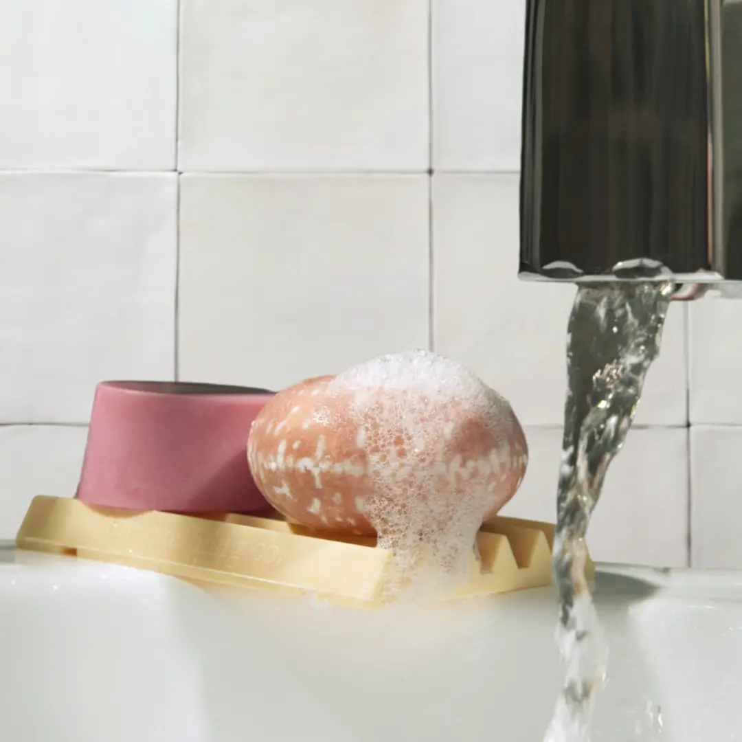 Self-Draining Soap Dish Soap Tray Rustproof Soap Storage Soap Canister Bathroom Essentials Accessories Bathroom Supplies Soap Saver Soap Rack Bathroom Accessory