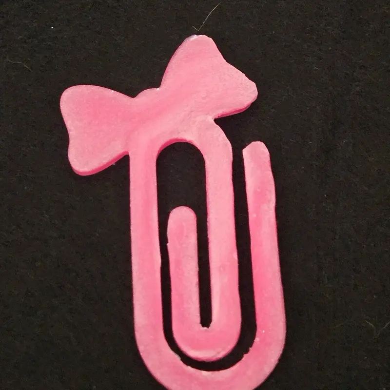 Big bow paperclip
