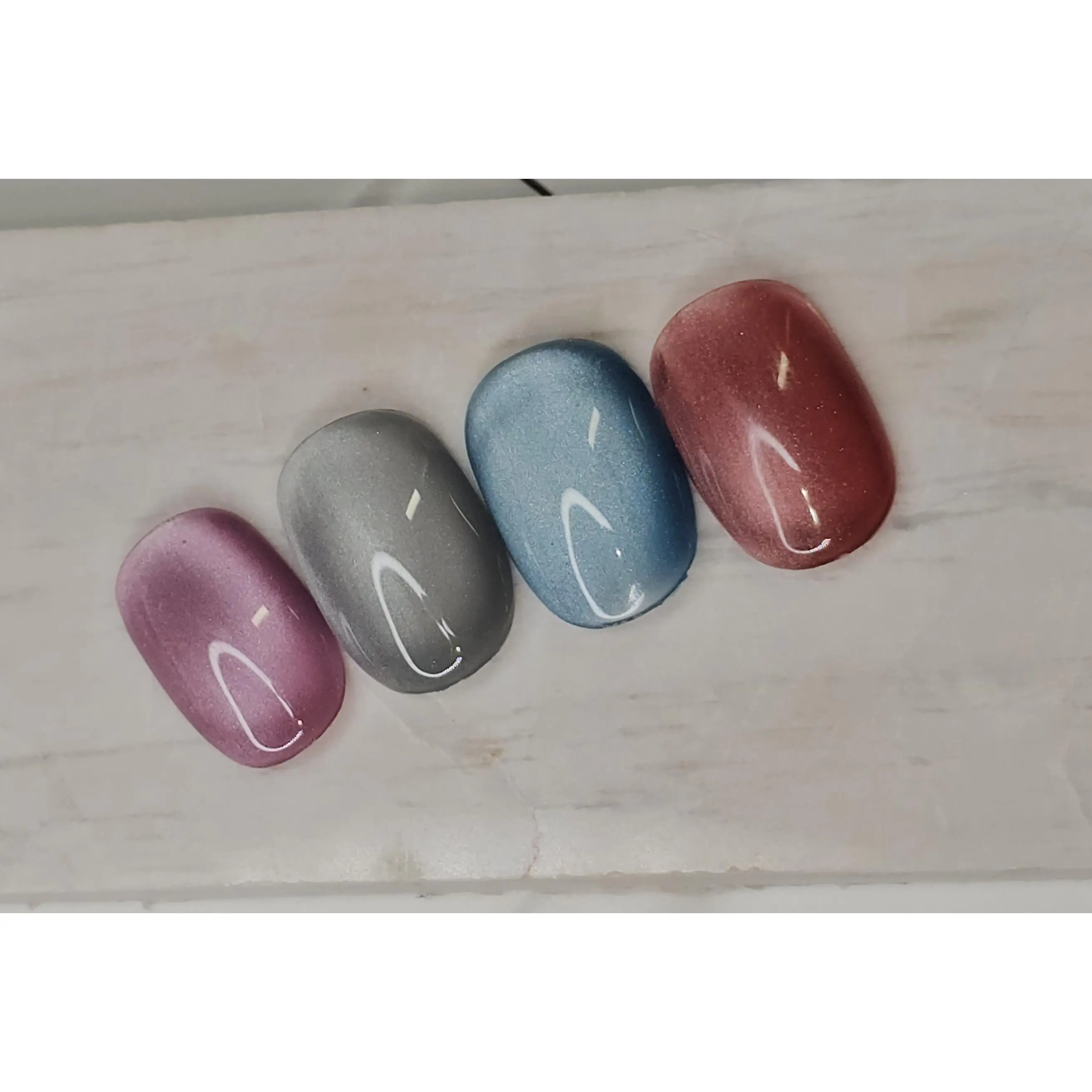 Saint Majo  Crystal Cat Eye Gel