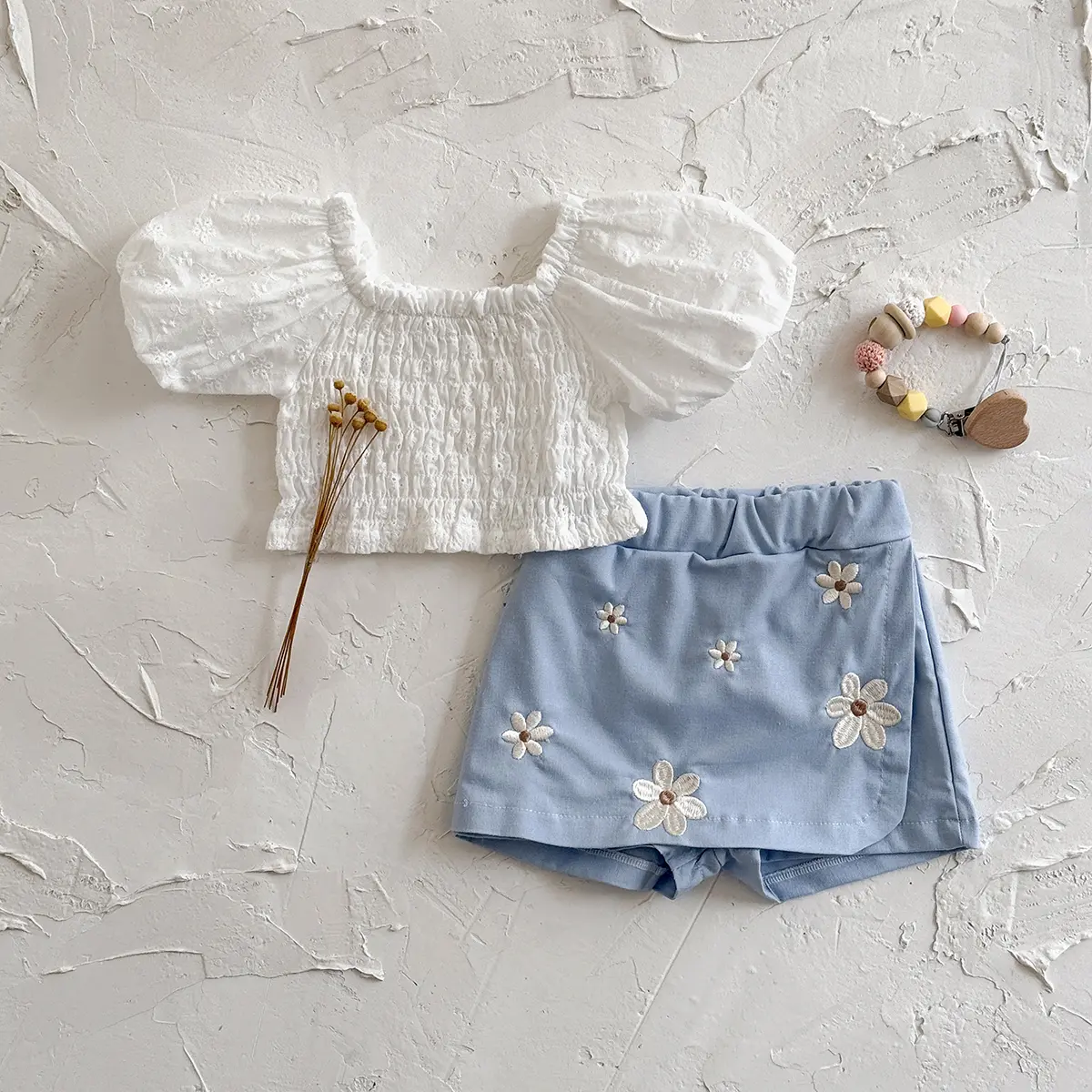Baby Girls' Outfit Set, Casual Infant Summer Clothes, 2-Piece Puffed-Sleeve Top with Square Neckline and Floral Blue Skort, Outfits
