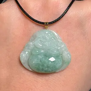 Green jadeite Buddha pendant, 18k clasp