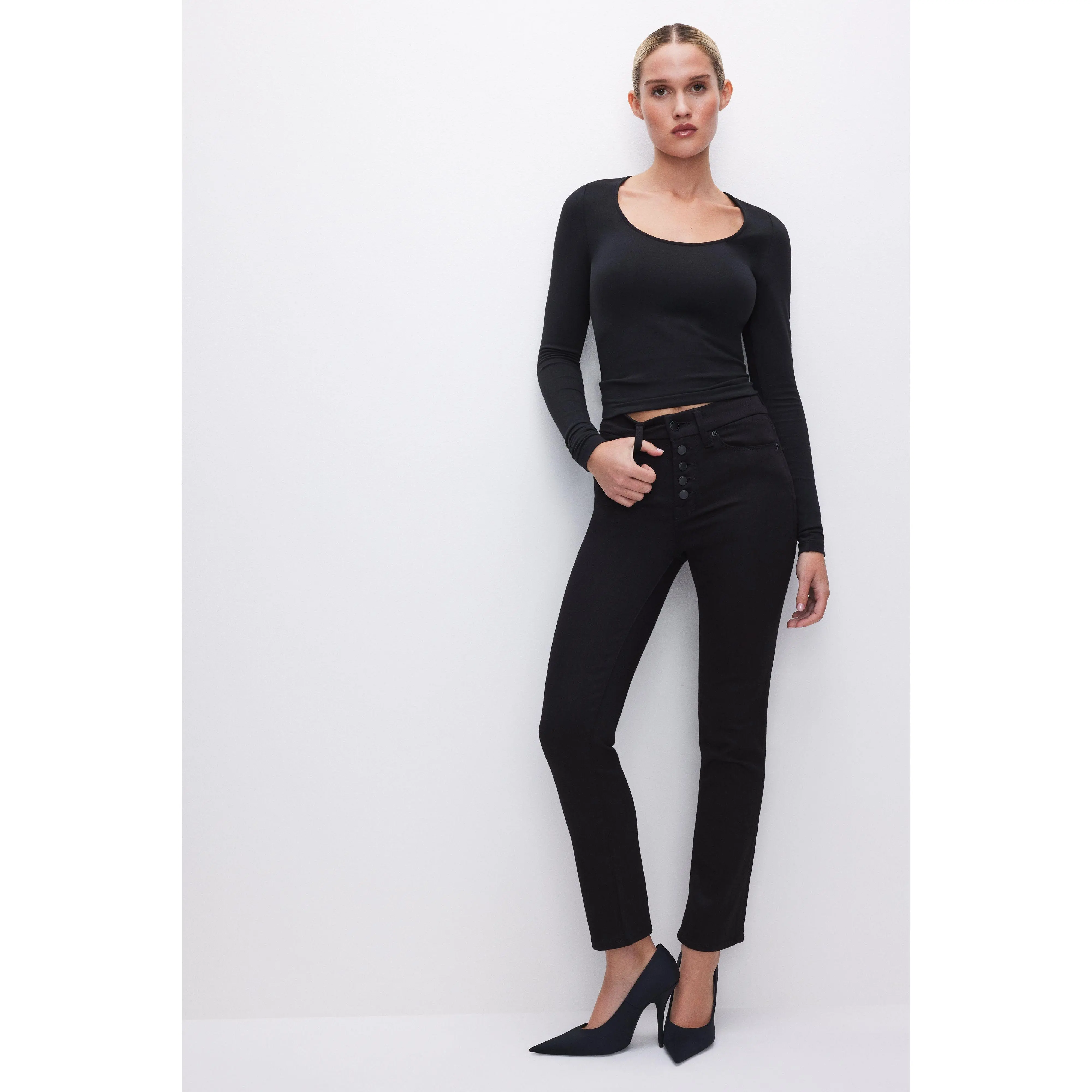 NEVER FADES GOOD LEGS STRAIGHT JEANS | BLACK001