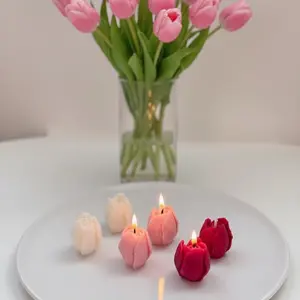 Tulip Flower Candle Set Handmade Soy Wax Scented Candles in Gift Box for Aromatic Home Decor