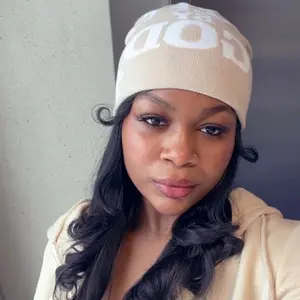 The "Earth" Kept Beanie