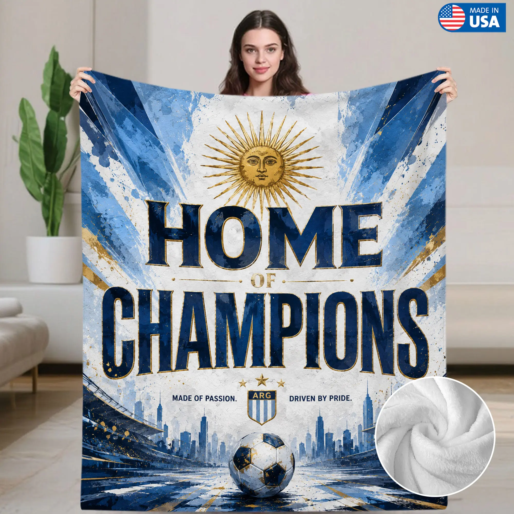 Fading Resistant Blue & White Sun Totem Print Thick Flannel Throw Blanket - Vintage Art Style, Machine Washable, Feel Cosy, Cozy Room Vibes, Ideal for Living Room Decor & Home Leisure
