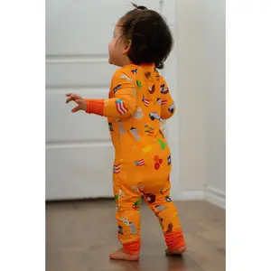 Isla del Encanto Pajamas