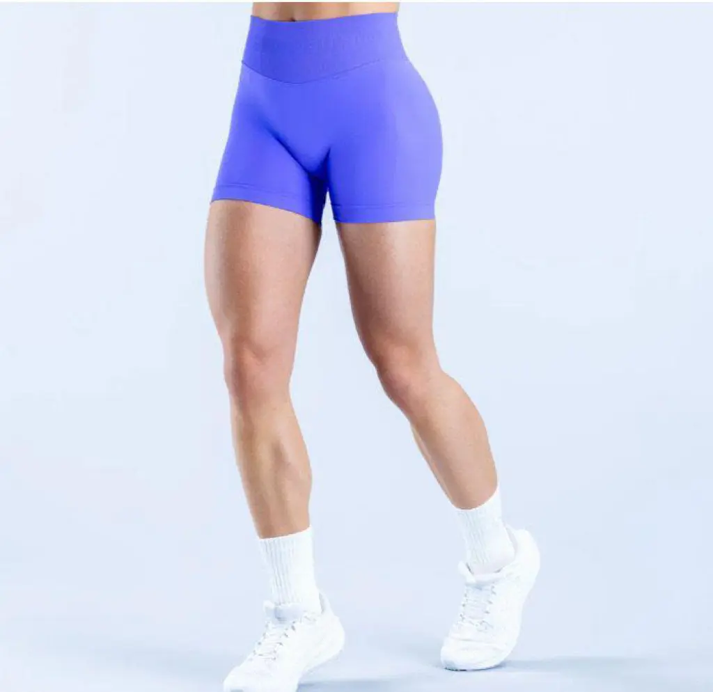 DFYNE Dynamic 4.5in Seamless Low-Rise Yoga Shorts - Peach-Lift Design, High Elasticity, Quick-Dry Fabric, Fitness Gear, Athletic Wear, Activewear for Women, Skinny Biker Workout Shorts for Gym Training