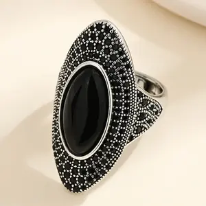 Veliora Gift S 925 Sterling Silver Vintage Retro Cocktail Statement Ring Black Agate / Onyx / Obsidian Ring with Black Cubic Zirconia Surrounded Decor, Antique Silver Big Black Stone Ring Victorian Style Jewelry for Women and Men