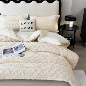 Warm Winter Essential! Queen Size 3Pcs Faux Fur Comforter Set | Soft Velvet Embossed, Leak-Proof Thermal Design, Anti-Static & Machine Washable | Luxurious Fluffy Bedding Set No Filling Leakage Antistatic