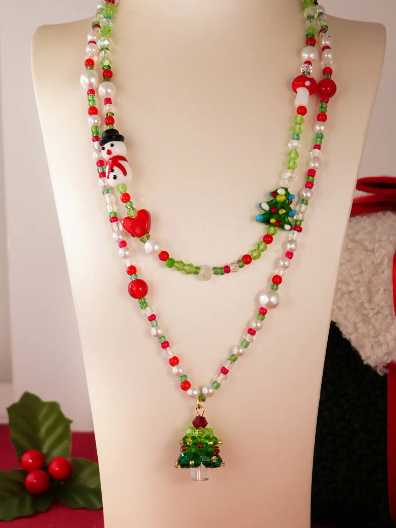 Women Christmas Party Necklace Set, Snowman & Tree Design, Elegant Festive Jewelry Gift, Perfect for Women, Holiday Season