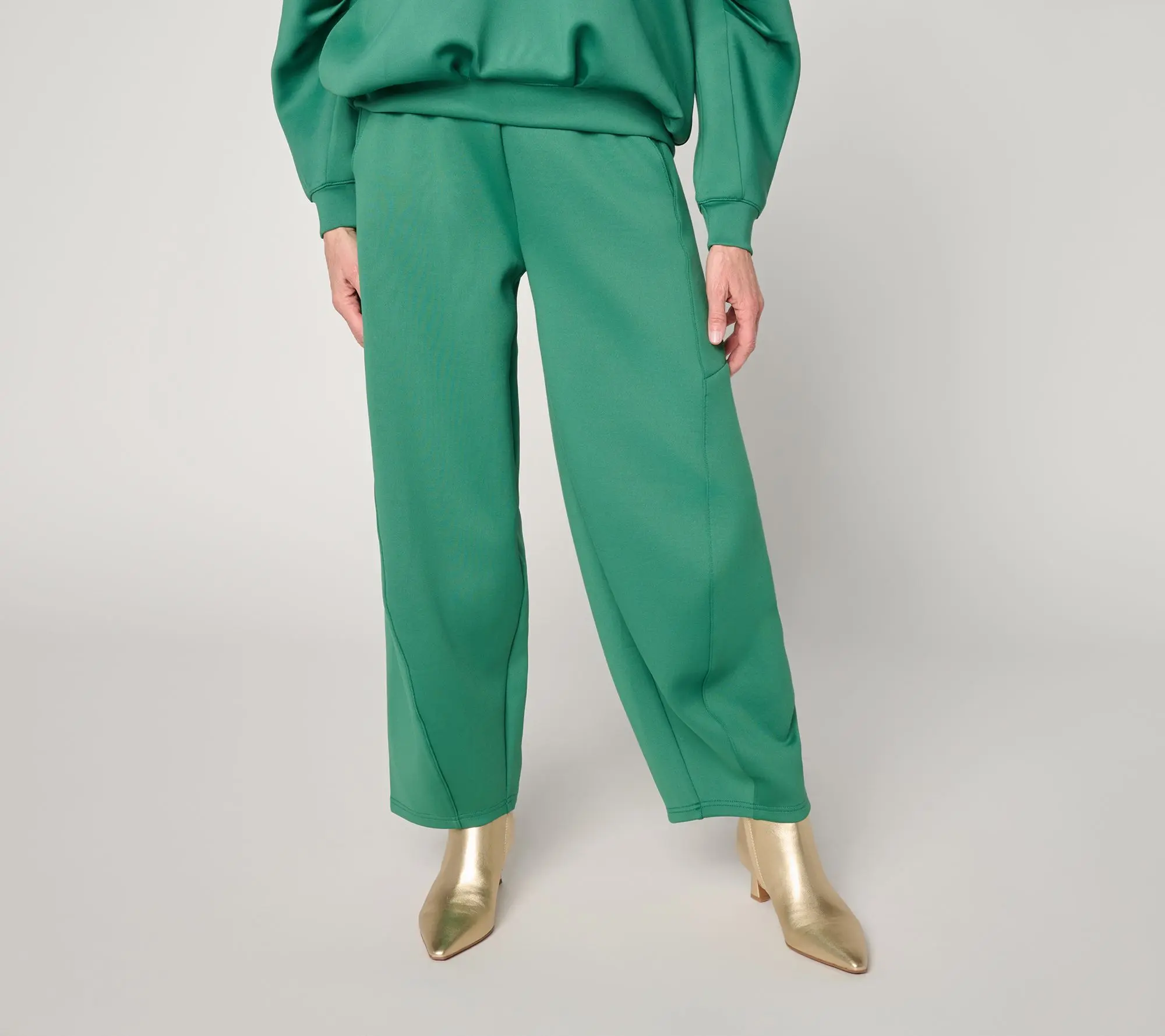 Carla Rockmore Collection Petite Elevated Knit Sweatpants