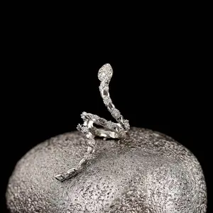 LisiZen Left/Right Ear Unique Design Micro-Inlaid ZirconSnake-Shaped Ear Cuff for Women No Piercing Light Luxury Versatile Simple Stylish Ear Jewelry Earrings DZEH5119