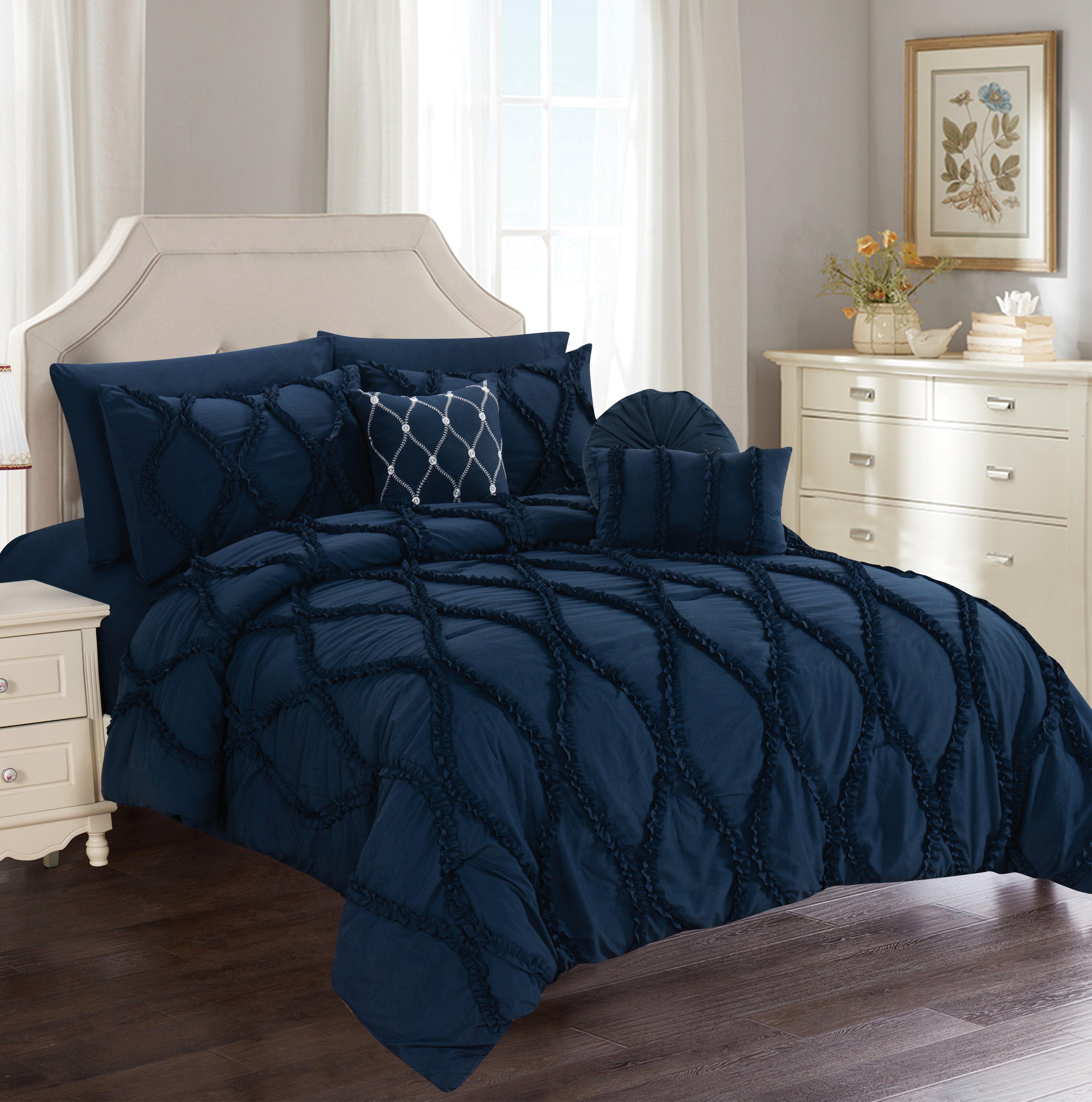 Elegant Comfort 10-Piece Infinity Design Comforter Set – Modern Pattern with 4-Piece Sheet Set & Double Sided Storage Pockets