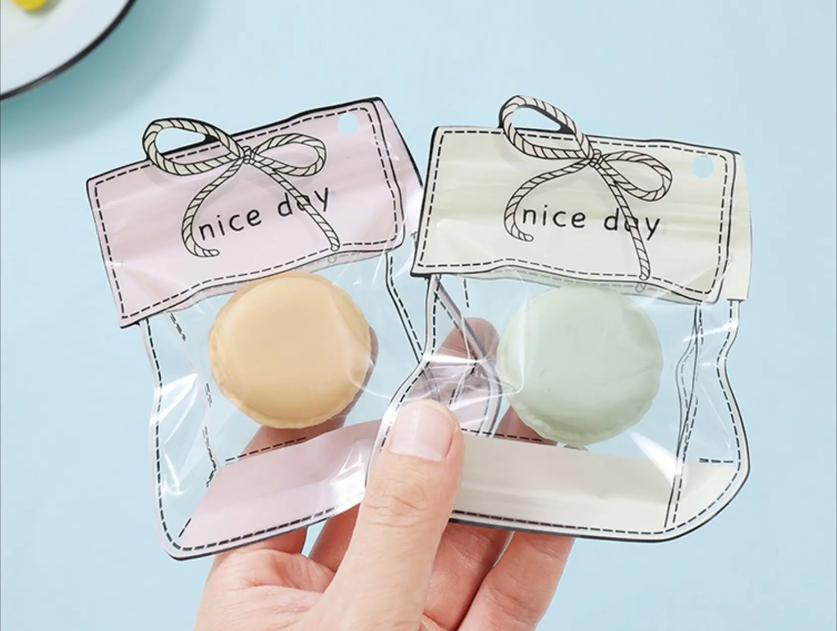 1Pc Mini Cute 3D Cartoon Self sealing Bag Transparent Powder Puff Hair Clip Jewelry Packaging Snacks Candy Storage