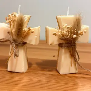 Cruz de recuerdo  para Bautizo o Primera comunión con terminado en la parte de atrás Resina ,Candle Decor Ornaments Decoration Decorative Flowers Artificial Lavender Bouquet Artificial Faux